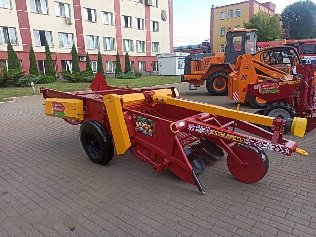 Картофелекопатель полунавесной 2-рядный КСТ-1,4